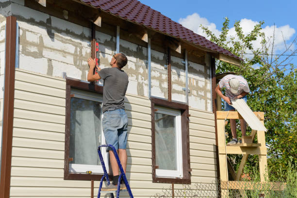 Best Garage Cleanout  in East Farmingdale, NY